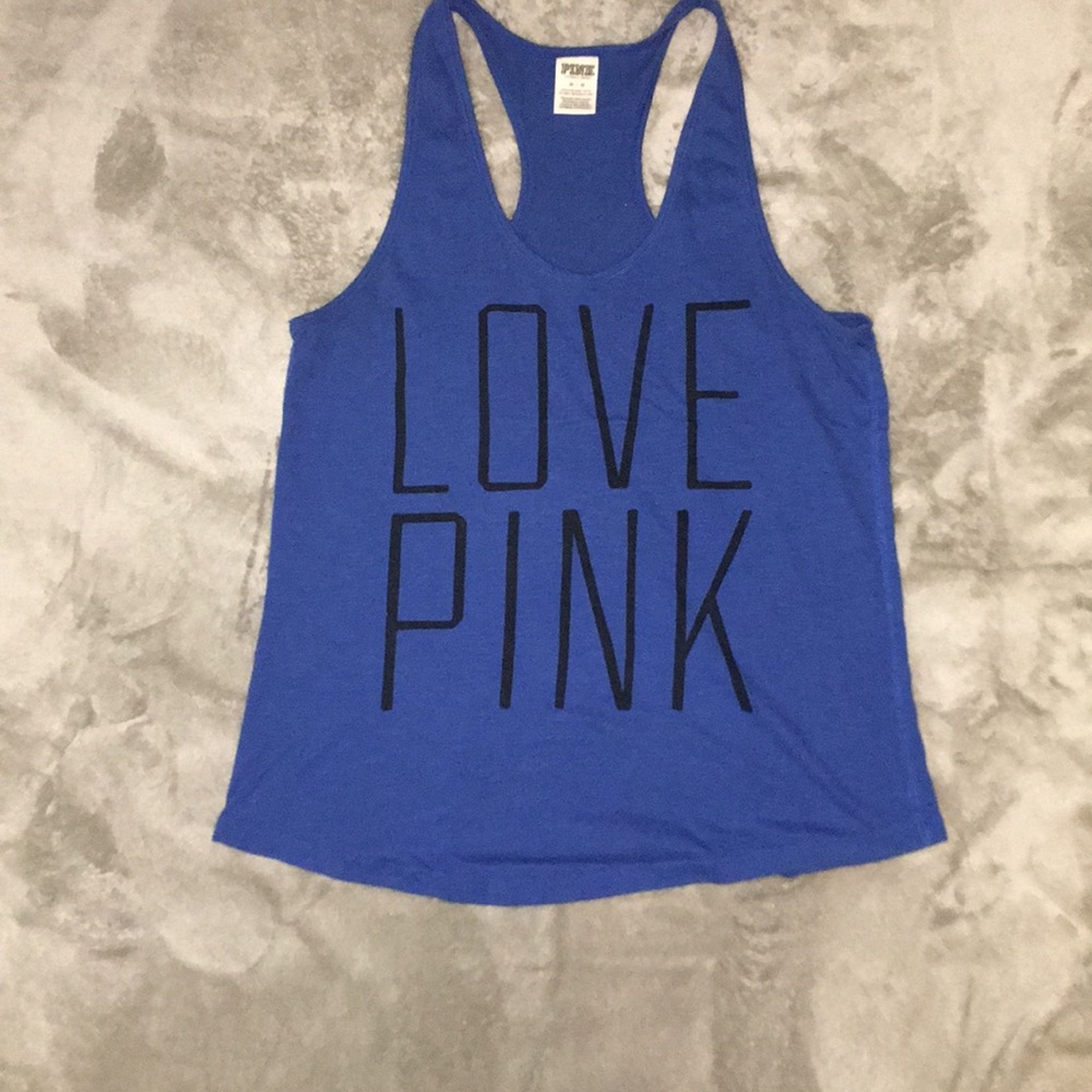 Pink tank top 💙